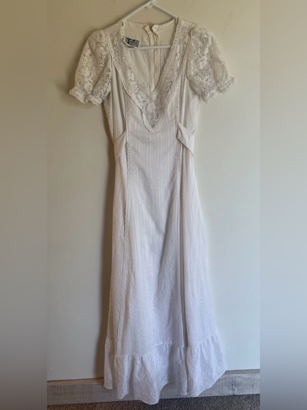 Vintage Trivia Romantic Prairie White Lace Dress XS Small Wedding Dress Polkadot